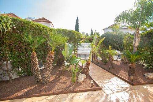 Seahorse Villa Ayia Thekla