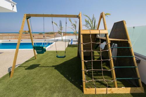 Villa Lynn Boutique Beachfront