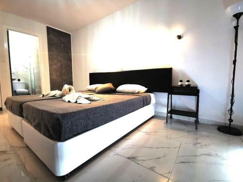 Eleana Apartments