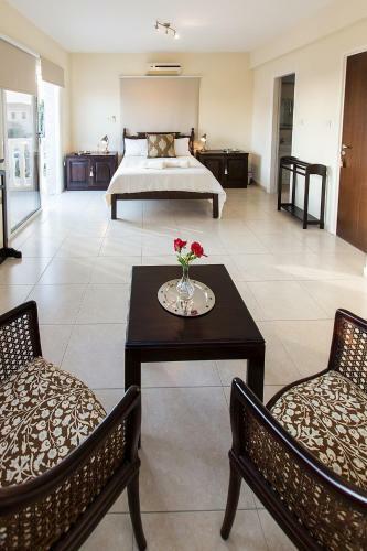 Hostal Luxury Nissi For Family