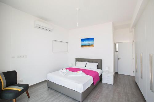 Ayia Napa Villa Sleeps 8 With Pool