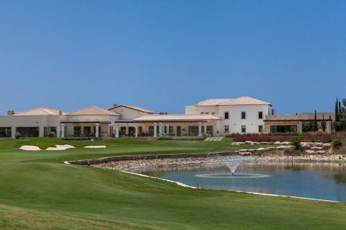 Kouklia Villa Sleeps 10 With Pool And Air Con