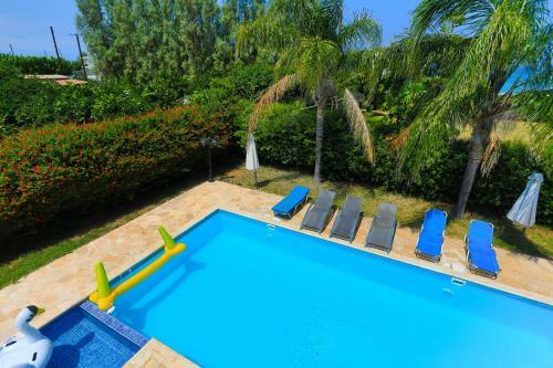 Villa Tsikkos Ena