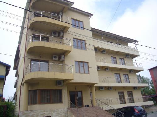 Hostal Vila Senator 1