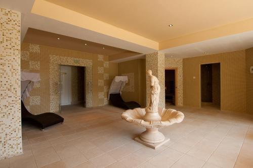 Hotel Complex Bran-brad-bega