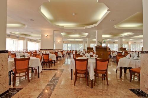 Hotel Complex Bran-brad-bega