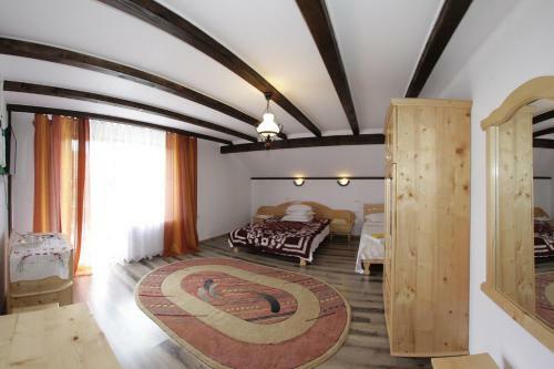 Hostal Pensiunea Lacramioara