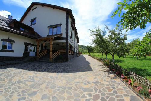 Hostal Pensiunea Lacramioara