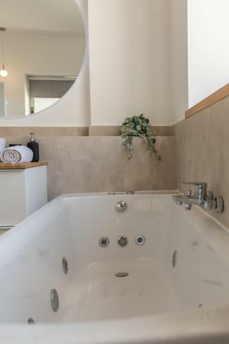 Apartamento Rooms - Unique Staying In Paphos Centre