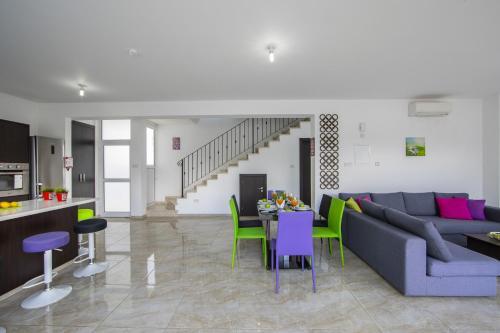 Villa Crystal Blue 15