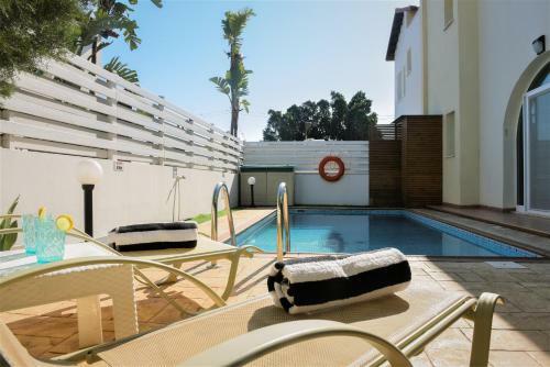 Joy Holiday Villa Dps10