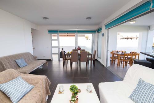 Apartment Trident 4