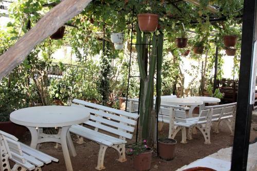 Kasgar Court Hotel