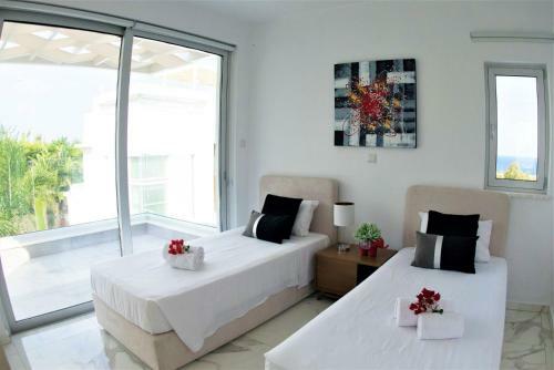 Sapphire Lagoon Villa
