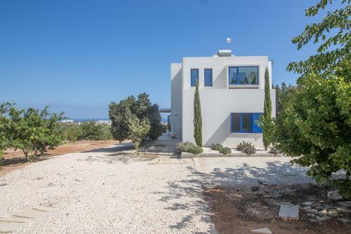 Luxury 4 Bedroom Villa With Private Pool, Protaras Villa 1237