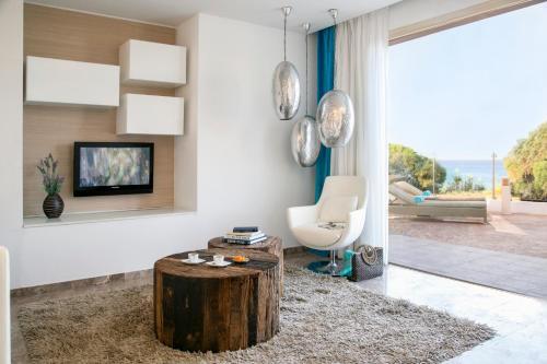 Villa In Protaras Sleeps 6 Includes Swimming Pool And Air Con 6