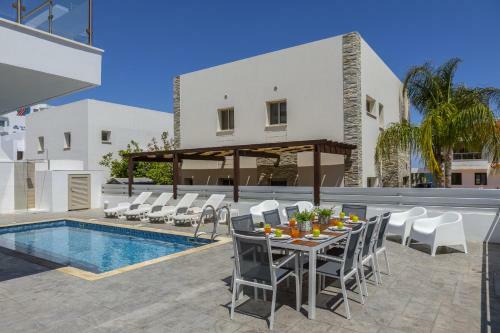 Protaras Sunrise Beach Villa