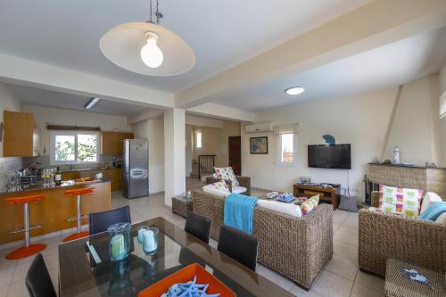 Protaras Villa Lindos 22
