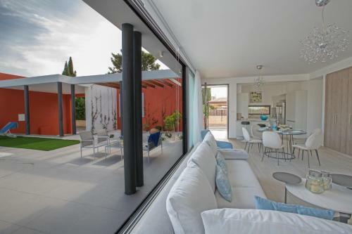Villa Colour Residerences