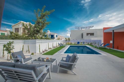 Villa Colour Residerences