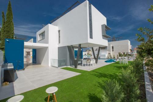 Villa Colour Residerences