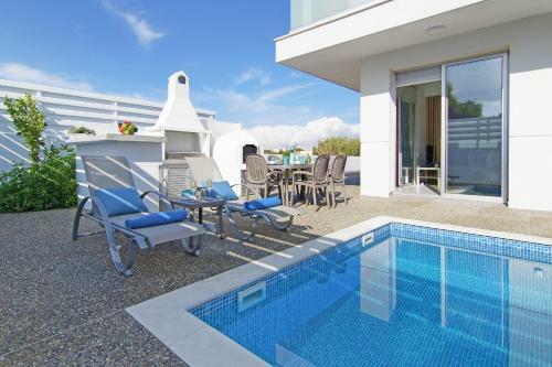 Villa Thea Athena
