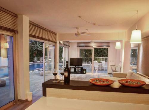 Olympic Gardens Villa