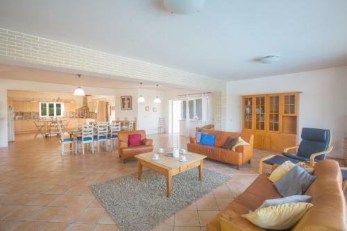 Villa Salamis
