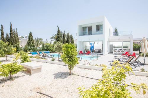Greco Chloe Villas