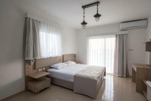 Apartamento Deniz Airport Suites