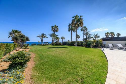 Royal Beachfront Villa