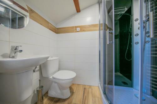 Hotel Na Rybn�?ku Bohut�n