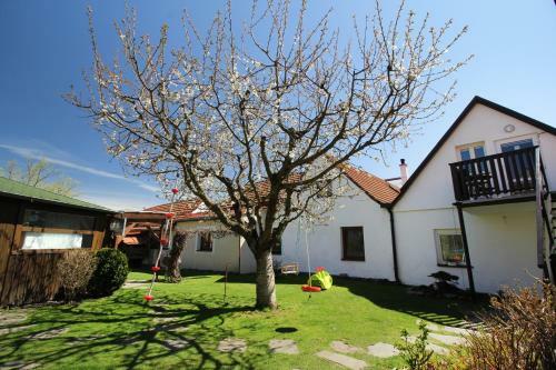 Pension Adel