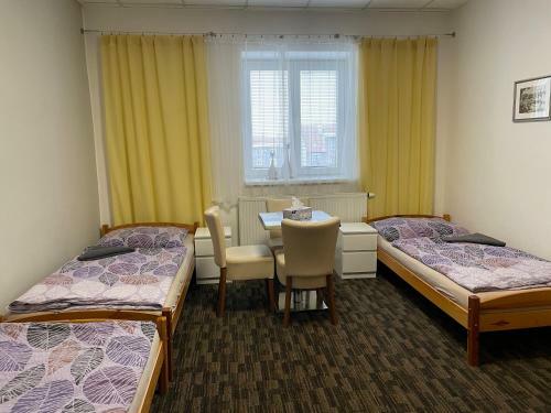 Hostal ?etnick� Stanice Hlubok�