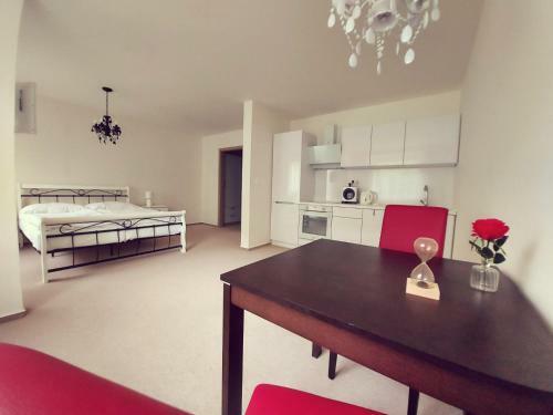 The Meetinka Dream Apartments