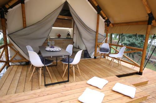 Marina & Glamping Nov� ?ivoho??