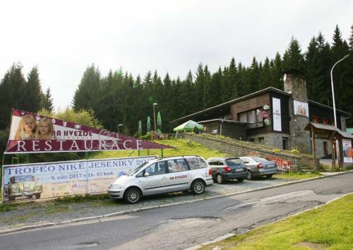 Hostal Penzion A Restaurace Na Hv?zd?