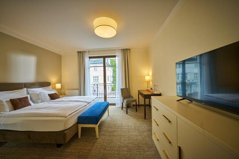 Hotel Queens Mari�nsk� L�zn?
