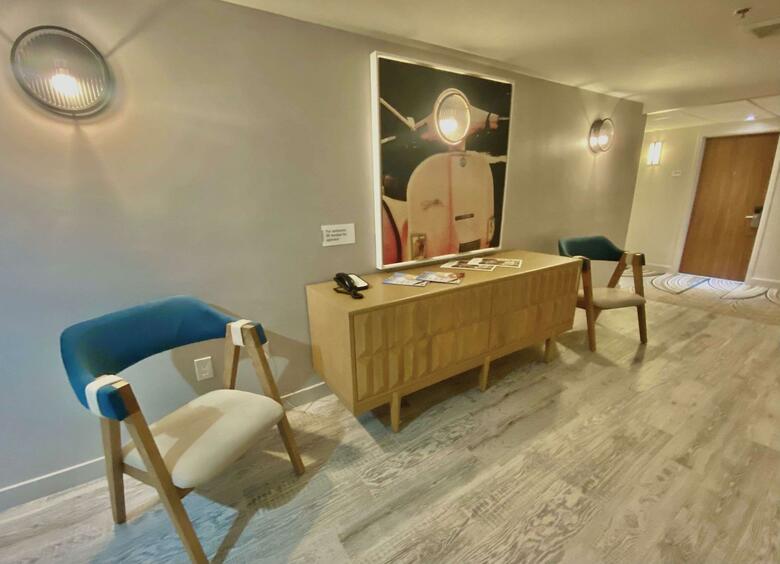 Hotel Radisson Resort Miami Beach