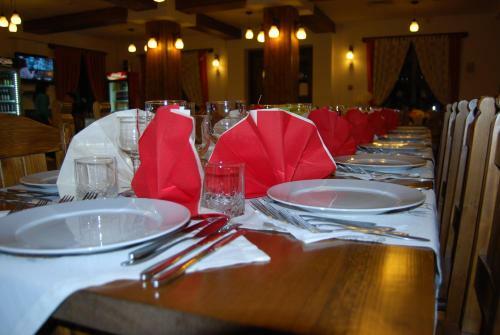 Hostal Cabana Conacul Ursului