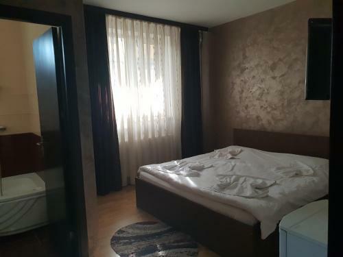 Hostal Villa George
