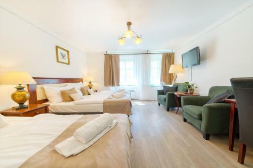 Nobles Apartments