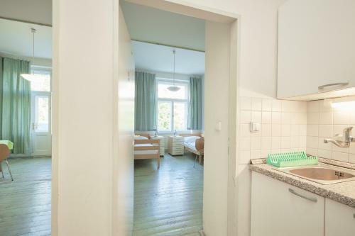 Aparthotel Hostel Mikol�?e Al?e