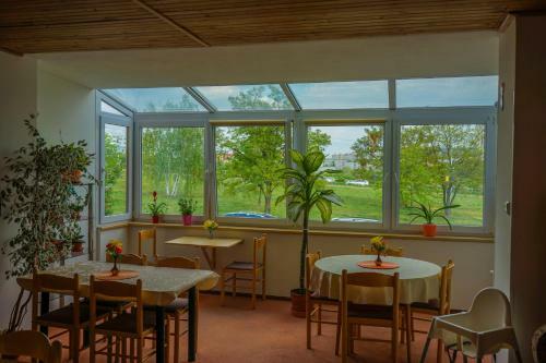 Hostal Pension Fox