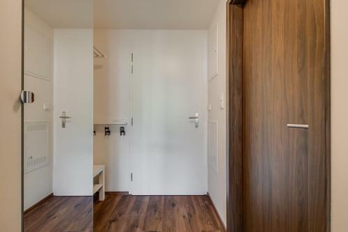 Homy Apartments