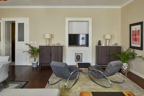 Homey Apartment In Lesser Town By Prague Days