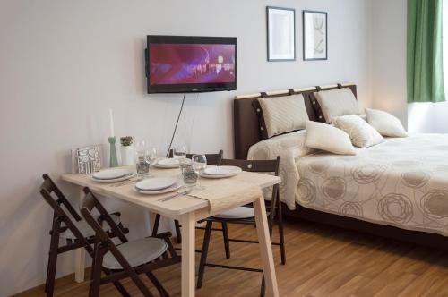 Apartment Krakovska 5