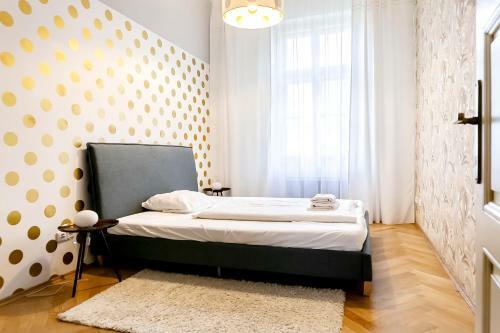 Modern Apartment 10 Minutes From Old Town!