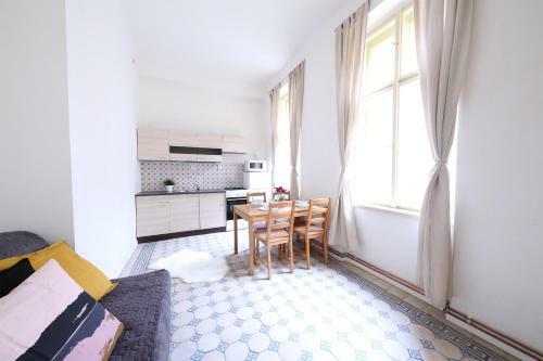 Residence Tesnov Apartment