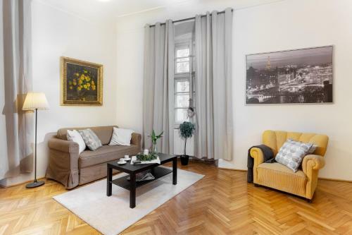 Classy Apartments Charles Bridge